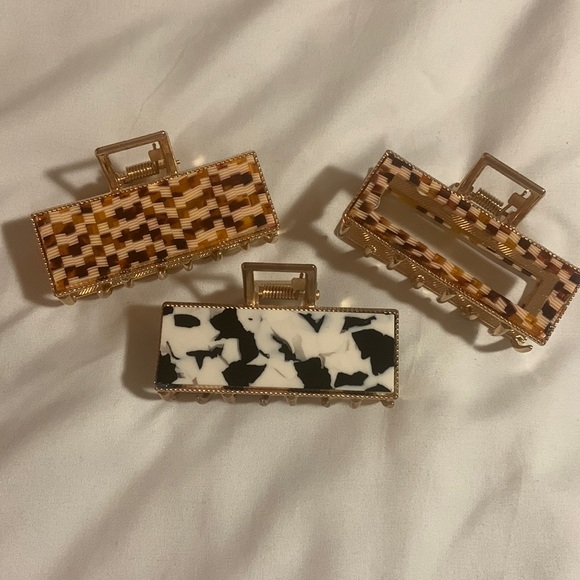 Anthropologie Accessories - Set of 3 hair clips